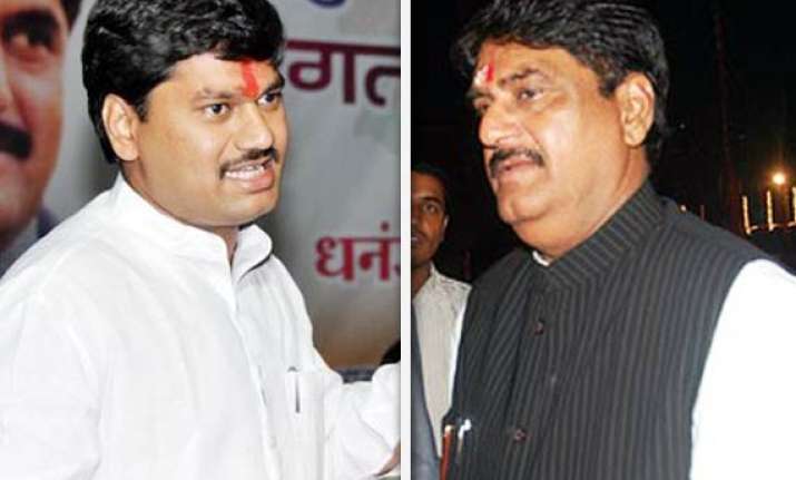 munde s nominee defeated by nephew s man in civic body poll