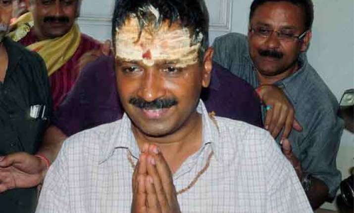 my fight in only against modi says kejriwal