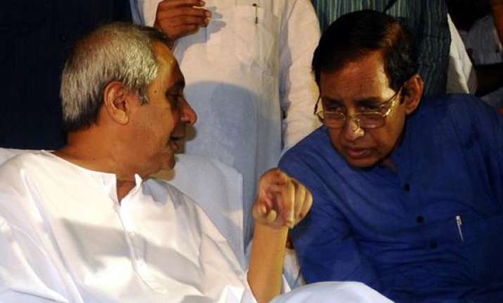 naveen patnaik expels mohapatra from bjd