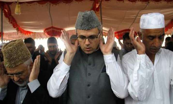 omar abdullah greets people on eid ul fitr