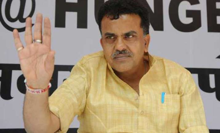 on congress ticket even modi would have lost ls polls