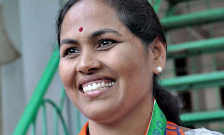 only platitudes not many tickets for women in karnataka