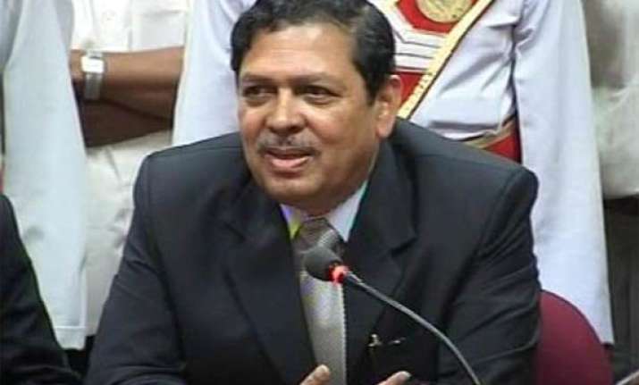 pm judiciary be brought under lokpal justice n santosh hegde