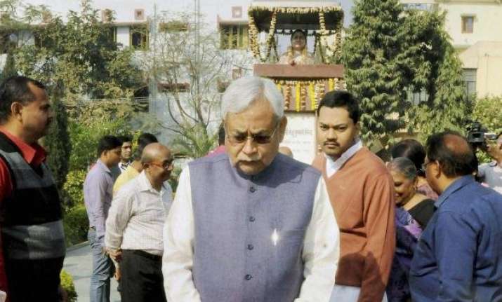 centre cultivating falsehood on rohith issue nitish kumar