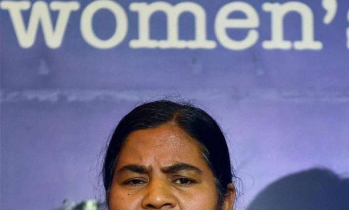 smriti irani resorted to blatant lies in parliament alleges