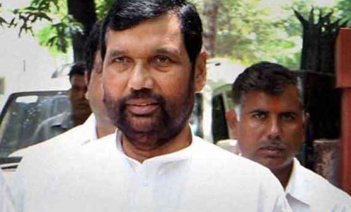 parties raising slogans of secularism anti minorities paswan