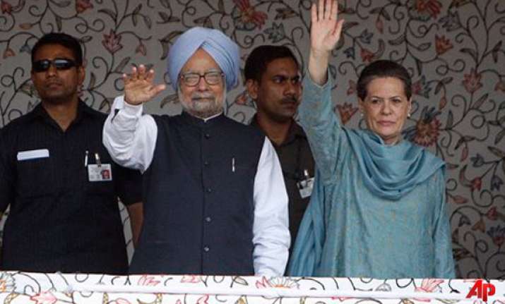 people of kashmir are fed up with violence sonia gandhi