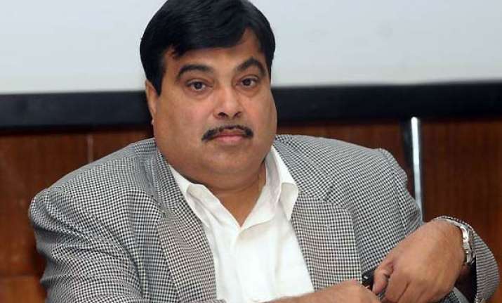 poll will decide fate of people in tn says gadkari