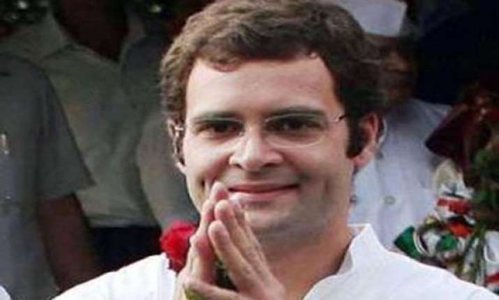 rahul gandhi meets congress leaders from northeast