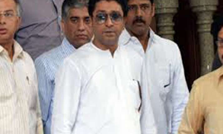 raj thackeray projects himself as cm candidate in
