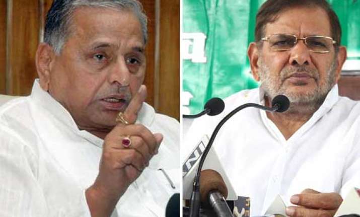 sharad mulayam punia lash out at sc order on reservation in
