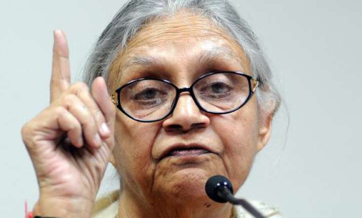 sheila dikshit wants restrictions on peaceful protests