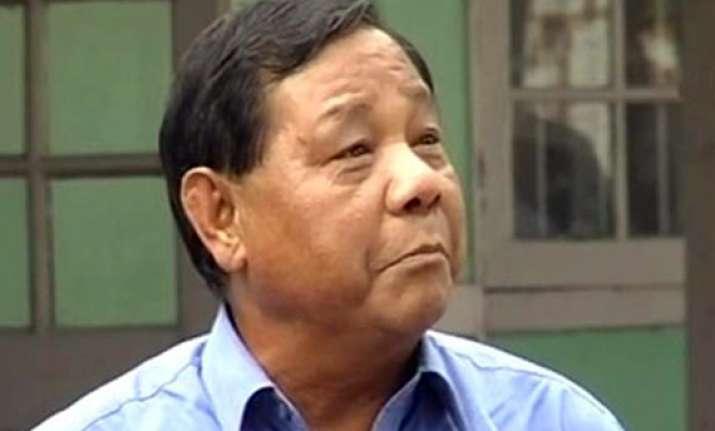 shiv sena wants sangma to follow kalam s suit