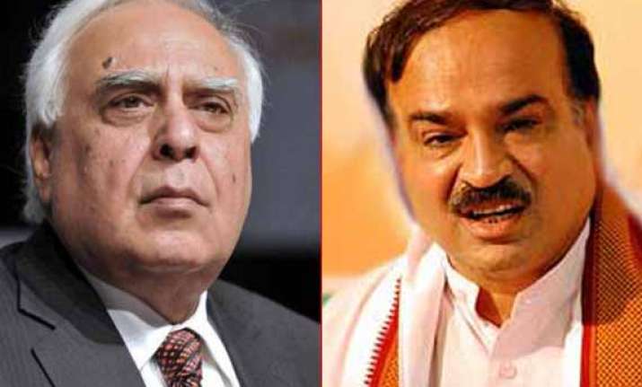 sibal ananth kumar challenge kejriwal s corrupt list