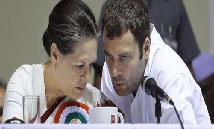 sonia rahul averse to becoming leader of opposition in ls