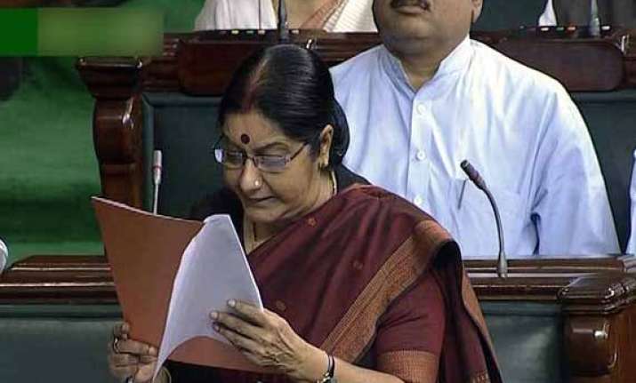 sushma calls for support for women s reservation bill