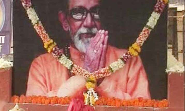 thackeray memorial bmc serves notices to shiv sena leaders