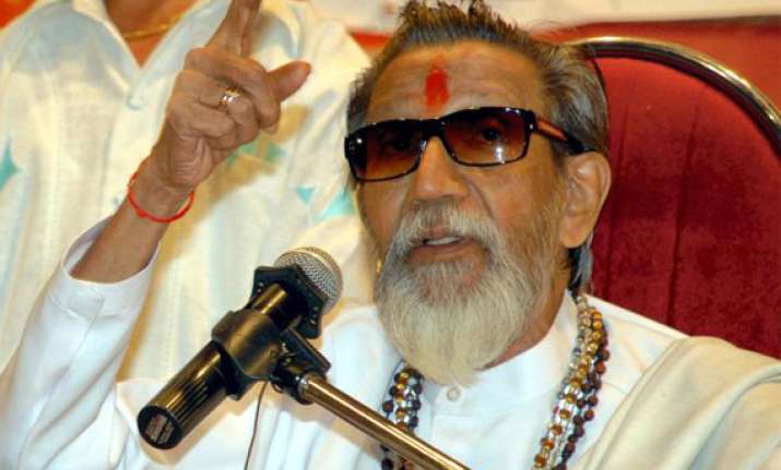 thackeray pitches for hindutvawadi prime minister