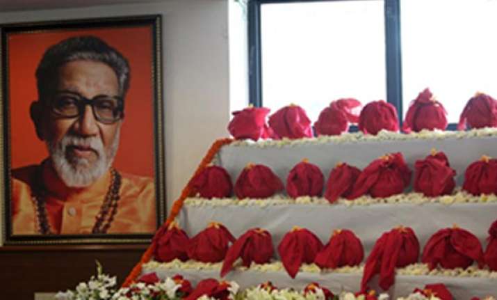 thackeray s ashes immersed in sea rivers