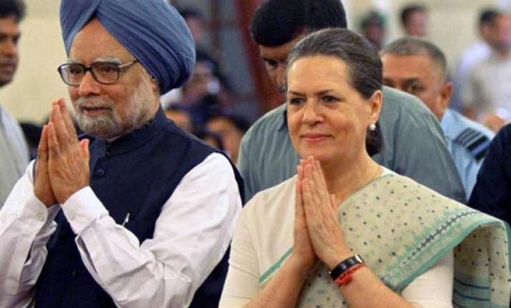 opinion polls upa losing ground modi s projection as pm