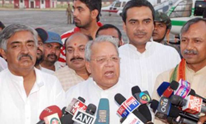 up govt preventing leaders from meeting farmers says bjp