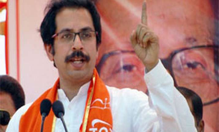 uddhav given full powers to manage shiv sena