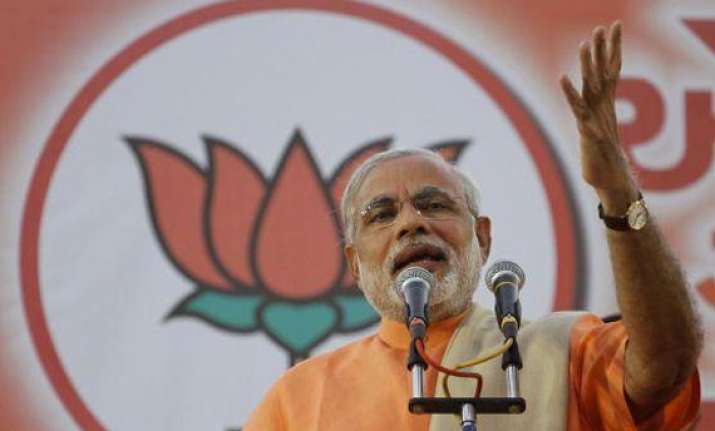 use social media to reach out to youth modi