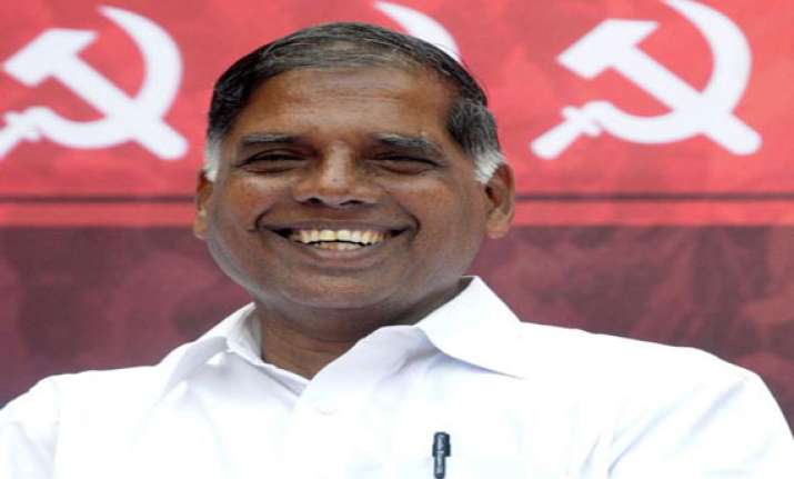 utilise lankan prez visit to solve tamils issue cpi m to