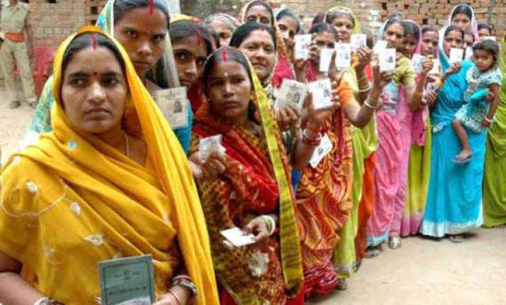 ls polls 2014 voting for 121 seats today jaswant shinde
