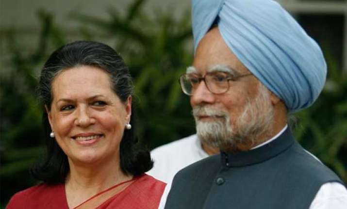 we all stand by pm says sonia
