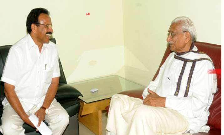 will overcome the crisis cm