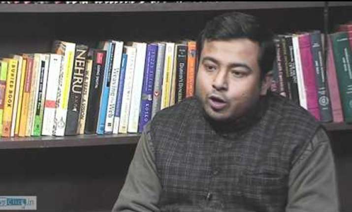 youth leader resigns from cpi m on support to pranab