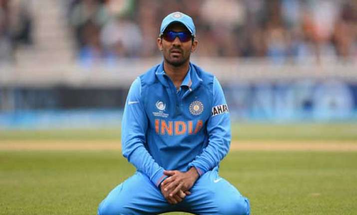 outsider karthik hopes to lift team spirit in asia cup