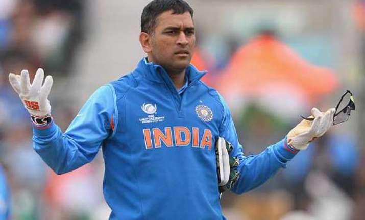 ap court recalls bailable warrant issued against dhoni