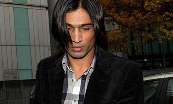 aamer says brother butt lured him into fixing