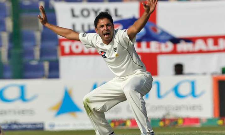 abdur rehman triggers pakistan s stunning comeback win
