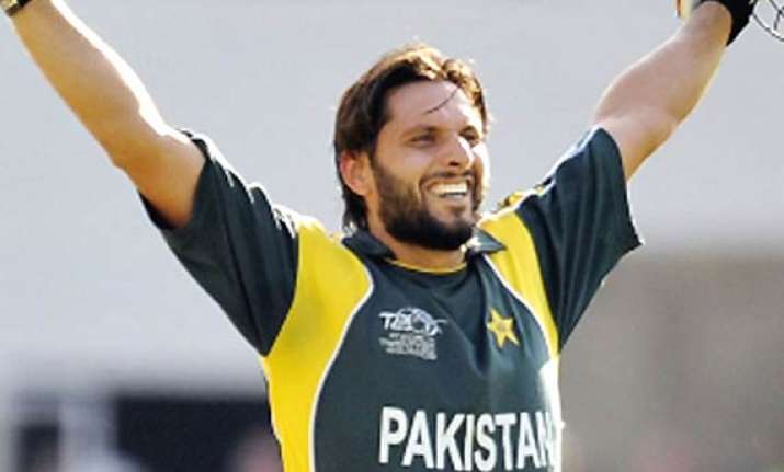 afridi to get overseas clearance from pcb