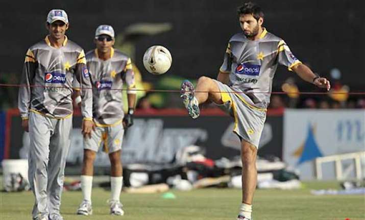afridi avoiding media on tour of sri lanka