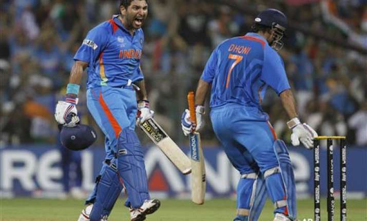 amidst unforgettable moments captain cool forgets questions