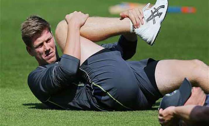 ashes faulkner ruled out of 3rd test with broken thumb