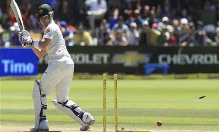 south africa builds big lead over australia