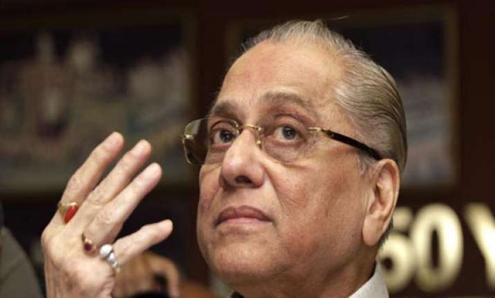 bcci calls off working committee meet dalmiya to continue