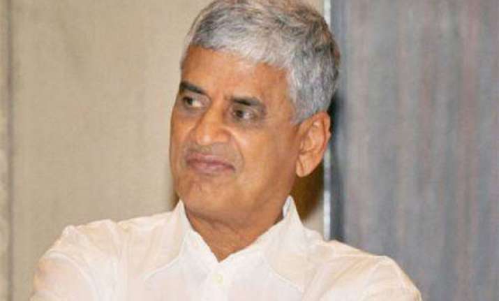 bcci has not held talks with flower sanjay patel