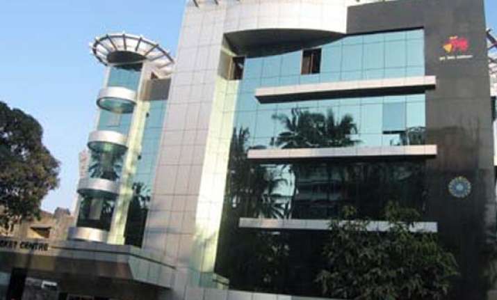 bcci to discuss team india debacle in england