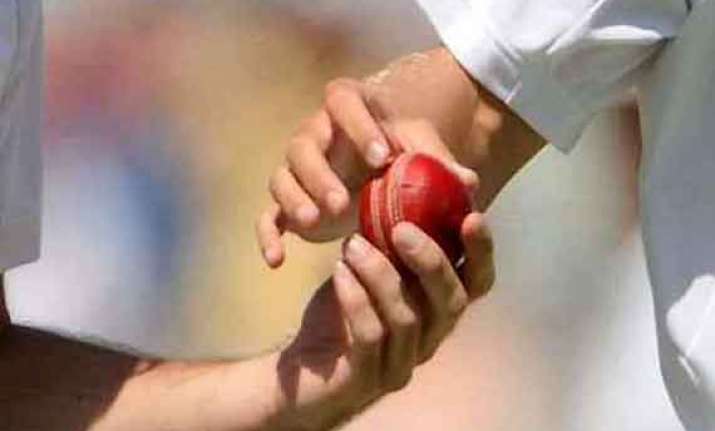 ball tampering south africa penalised 5 runs
