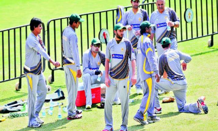 bangalore warms up for india pak t20 christmas contest