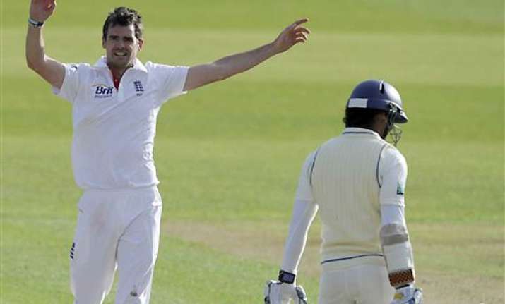 cardiff test sri lanka reaches 207 for 4 at lunch