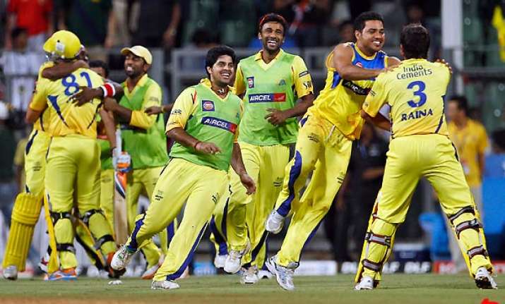 chennai ride on raina to beat bangalore and enter ipl final
