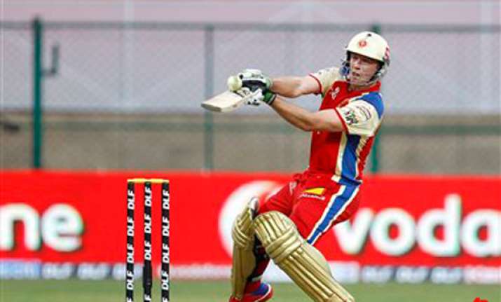 de villers muralitharan guide bangalore to victory