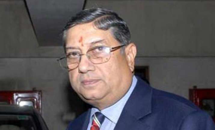 defiant srinivasan holds series of meetings